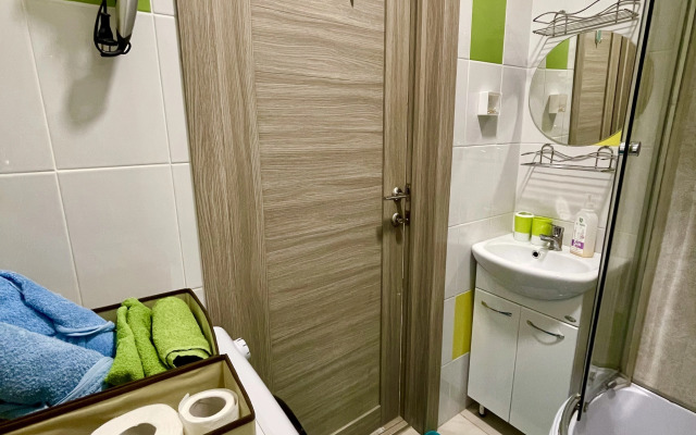 Квартира очень уютная и аккуратная с видом на море