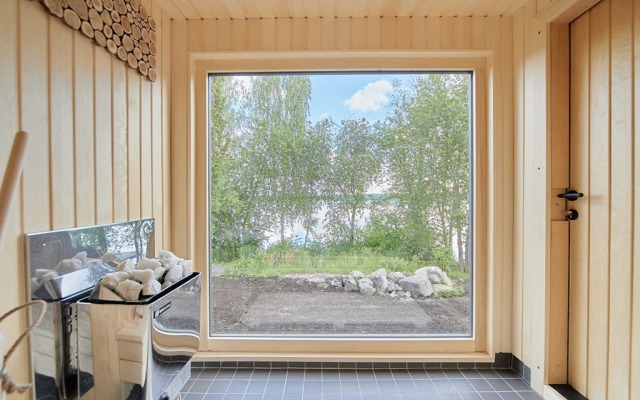 Dom u ozera 4Stihii Guest House