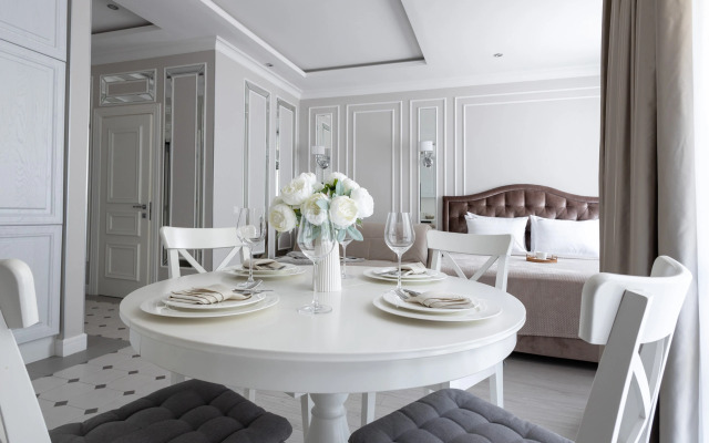 Art Lajt Red Apartments Stiven Apartments