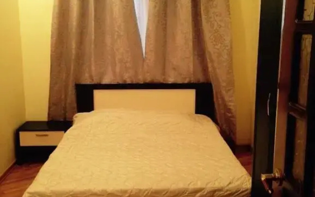 Apartment na Vasiliya Lakoba 1