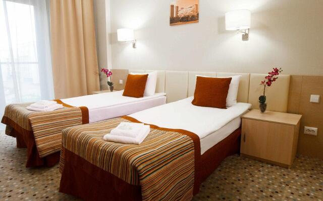 Hotel Bridge Family