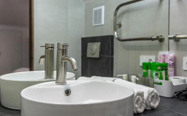 M1C Studio Apartments