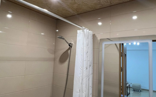 Dvukhkomnatnaya V Samom Tsentre Yerevana Flat