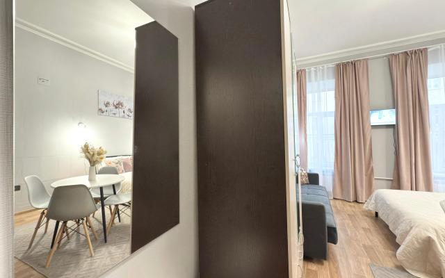 Квартира Уютная студия на Моховой Гости Дома