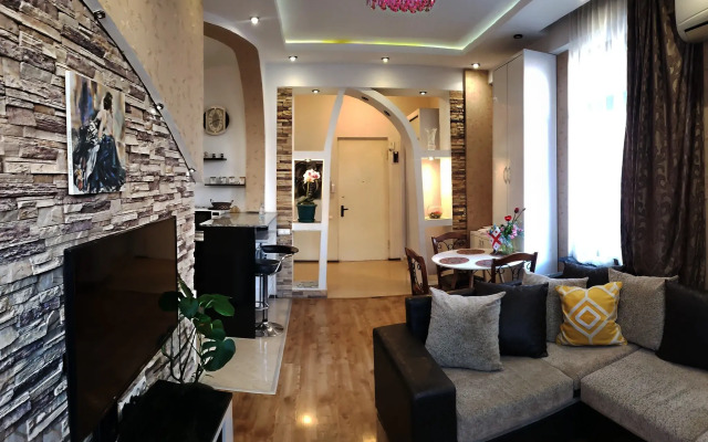 Staryij Tbilisi Apartments