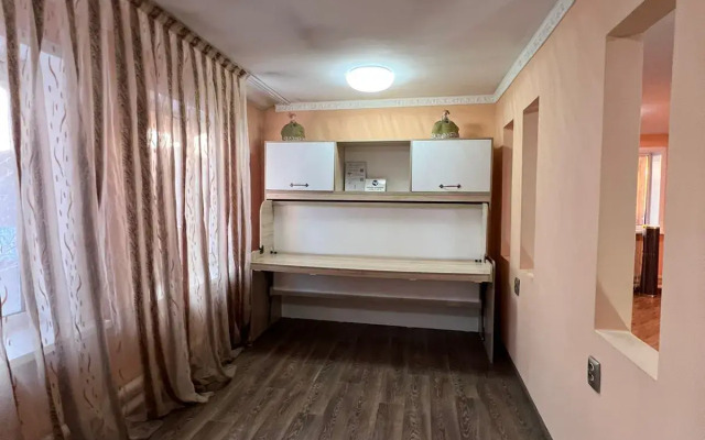 Kirpichnaia 11 Bolshoi Dvukhetazhniy Private House