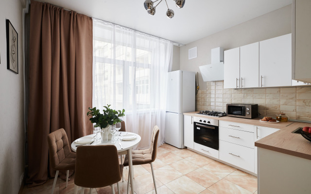 GM CHetverka novaya u Naberezhnoj Apartments