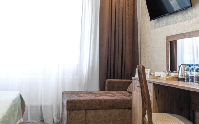 Barin` Hotel