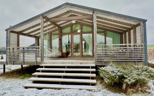 Частный дом уютный дубль у леса и поля