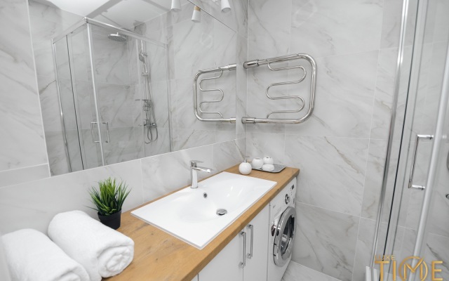 Na Ulitse Tavlaya 72a Apartments