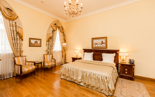 Petroff Palace Boutique Hotel