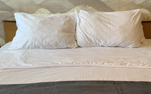 Квартира Счастливая Матрешка на Дежневцев 5