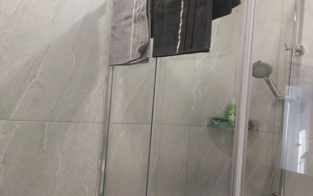 Novaya Yevrodvushka S Konditsionerom Flat
