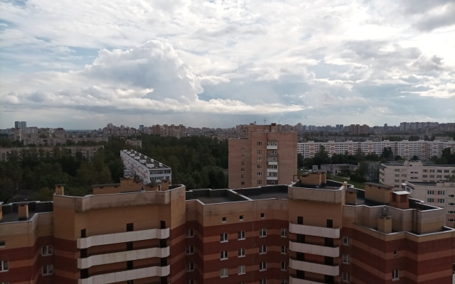 Квартира Уютная 1-комнатная с балконом у метро Международная