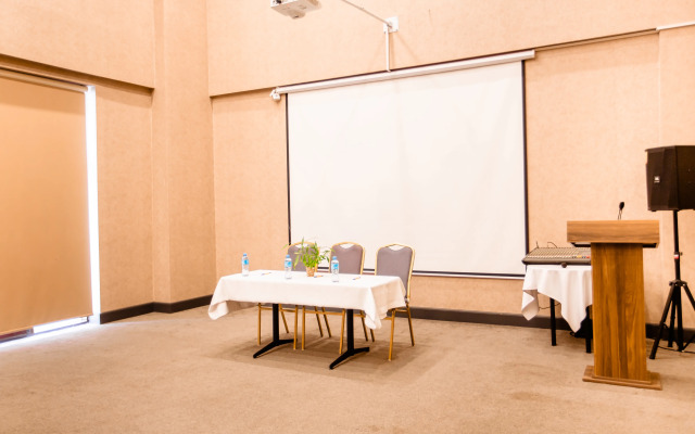 Premium Park Hotel