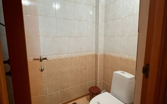 Na Prospekte Tauke Khana 33/3 Apart Hotel