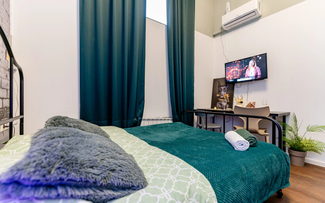 Апартаменты Жуковского 1/2/10с2 (303)