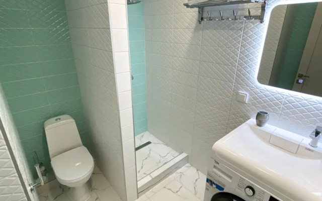 Апартаменты-студия 30 кв.м. с кроватью и балконом, 15 этаж