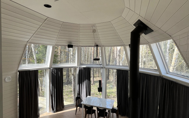 Глэмпинг на Озерах