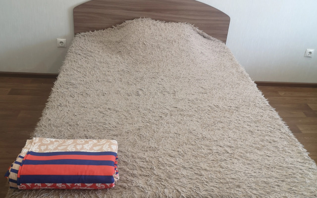 Uyutnaya, Chistaya Studiya na Druzhbe Narodov Apartments