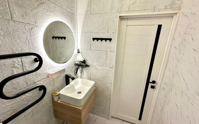 Апартаменты с Дизайнерским Ремонтом Около Кремля