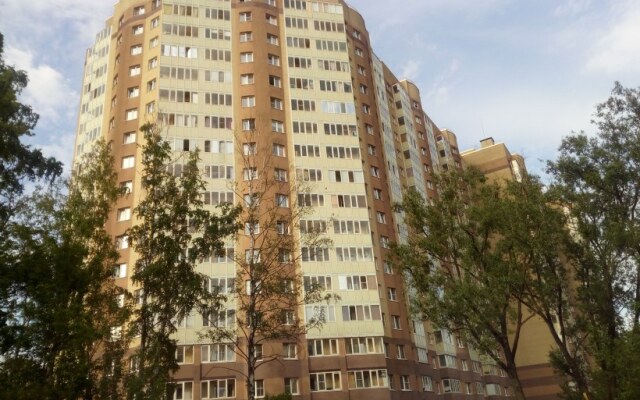 Kvartira Uyutnaya Kvartira U Metro I Razvodnym Mostom Flat