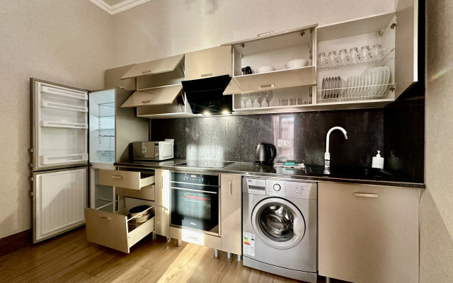 Nadezhda Flat