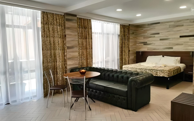 Apartments Holiday And Business