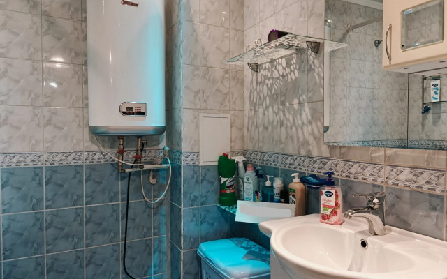 Квартира уютная трехкомнатная  на Демократической 35