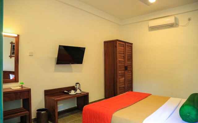 Fresco Water Villa Hotel