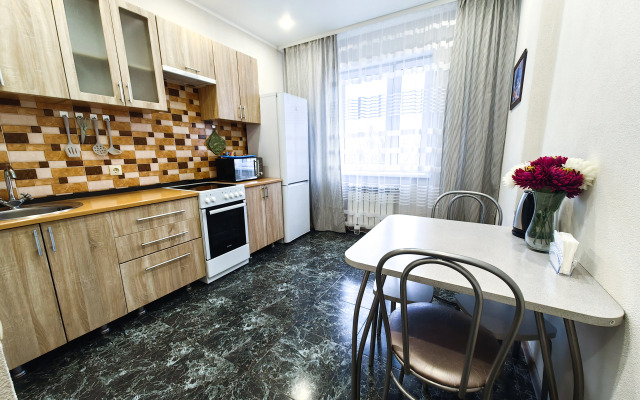 Комфортабельная квартира рядом с Цыба