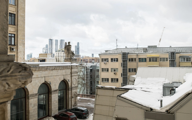 Квартира GM Apartments в Сталинской высотке