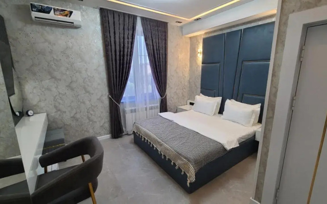 Shedevr Plaza Hotel
