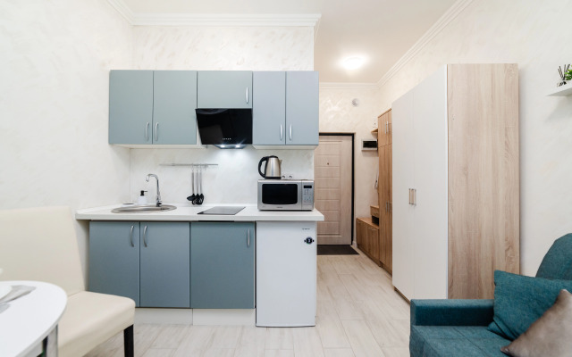 Ulitsa Stroiteley 6/5 Apartments