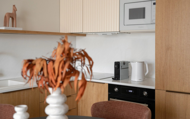 Marisol Jewel Apartments