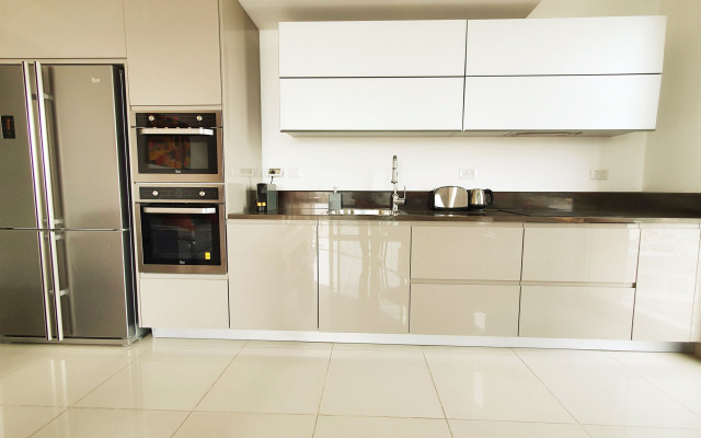 Design 2 Bdr Florentine #TL15 Apartments