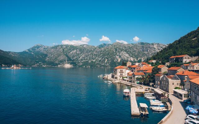 Heritage Grand Perast