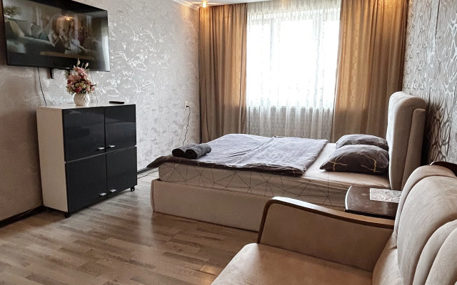 Tryokhkomnatnye Nebesnyy uyut Aparts Apartments