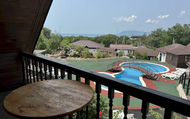 Частный Дом 604 с Балконом Рядом с Пляжем