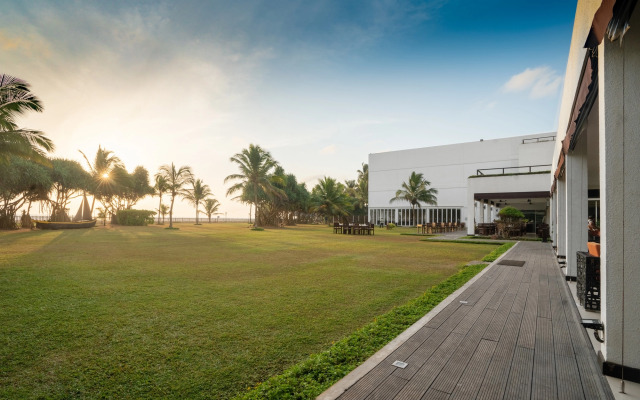 Отель Citrus Waskaduwa