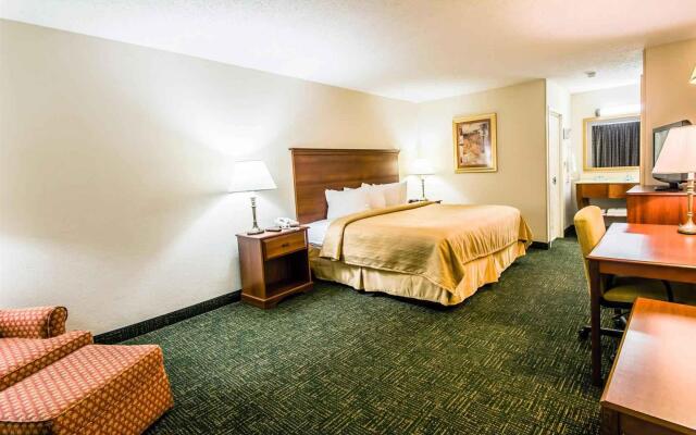 Equus Inn Ocala Hotel