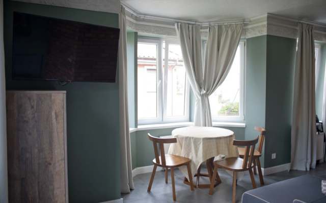 Plantage Apartments on Pionerskaya