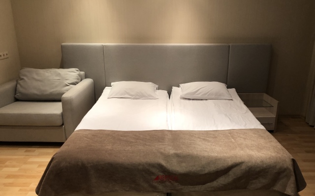 M73 Apartments