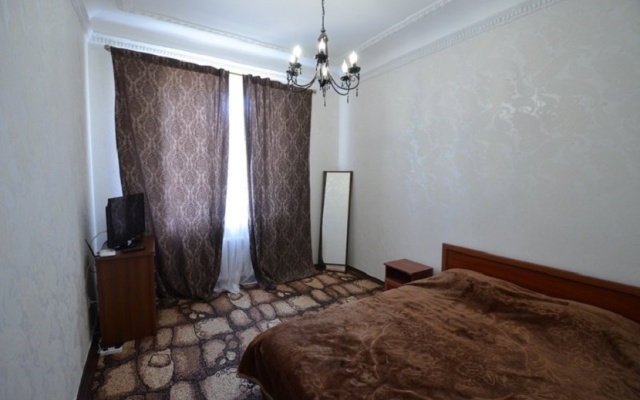 Apartment on Admiralskaya 29