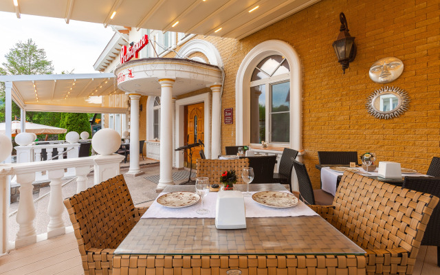 Отель Моя Глинка