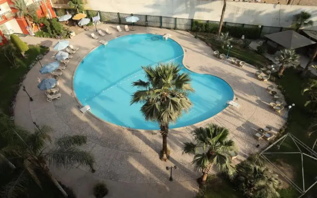 Отель Boudl Grand Pyramids