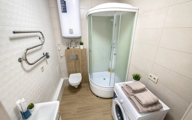 Apartamenty TopHouse na Kaplunova 10 trehkomnatnye