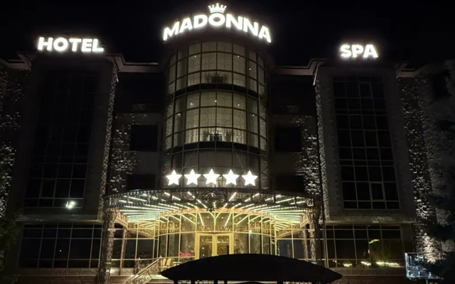 Отель Madonna SPA 