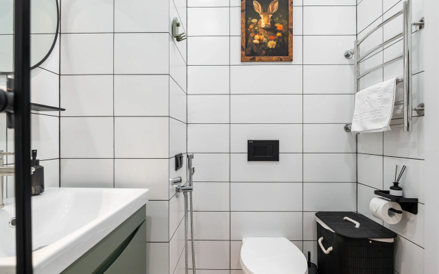 Yarkaya Studiya u Metro Pionerskaya Flat