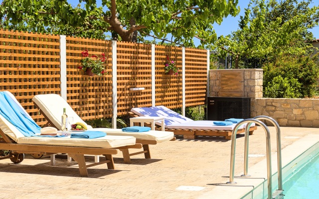 Allas Villa Heated Pool